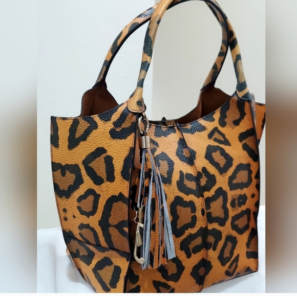 IN SEARCH OF - Picture 12 of 15